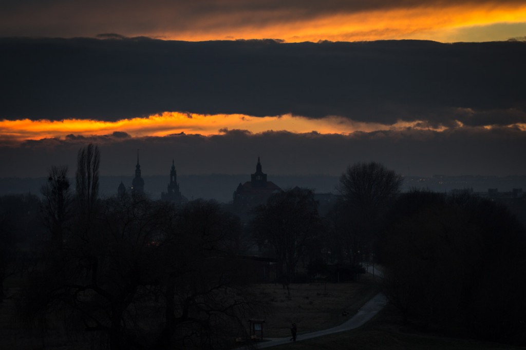 Dresden, Winterabend, 1/125 s, 100 mm, f/2.8, ISO 125